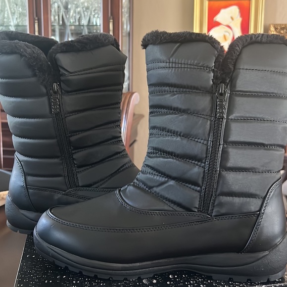 totes Women's  Jennifer Waterproof Snow Boots black Wide Width size 11W - Picture 5 of 17